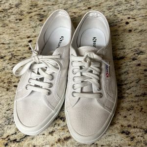 Superga 2750 Cotu Classic Sneaker Women’s 8.5